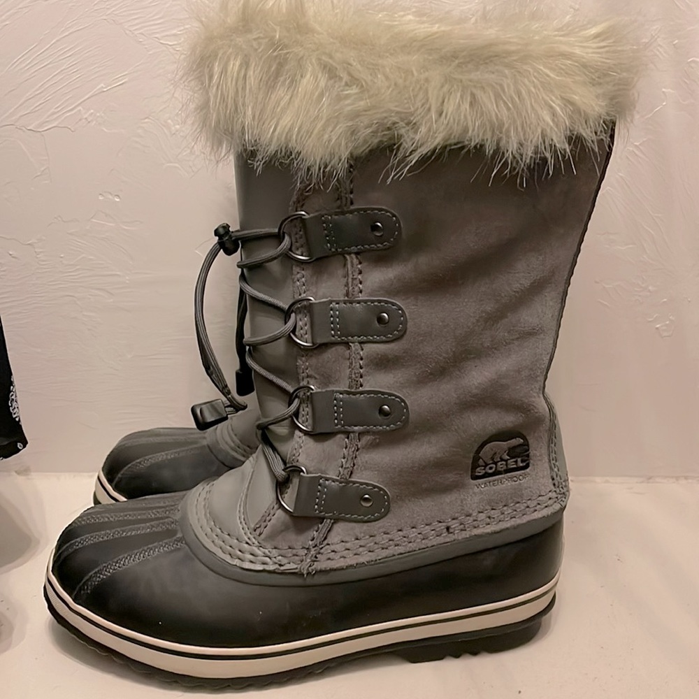 Sorel Boots Excellent Condition Size 6